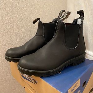 510 Blundstones Black Size 9 Basically New